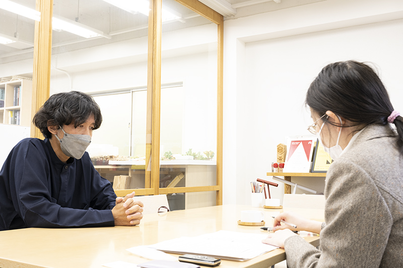 蘆田暢人 インタビュー風景