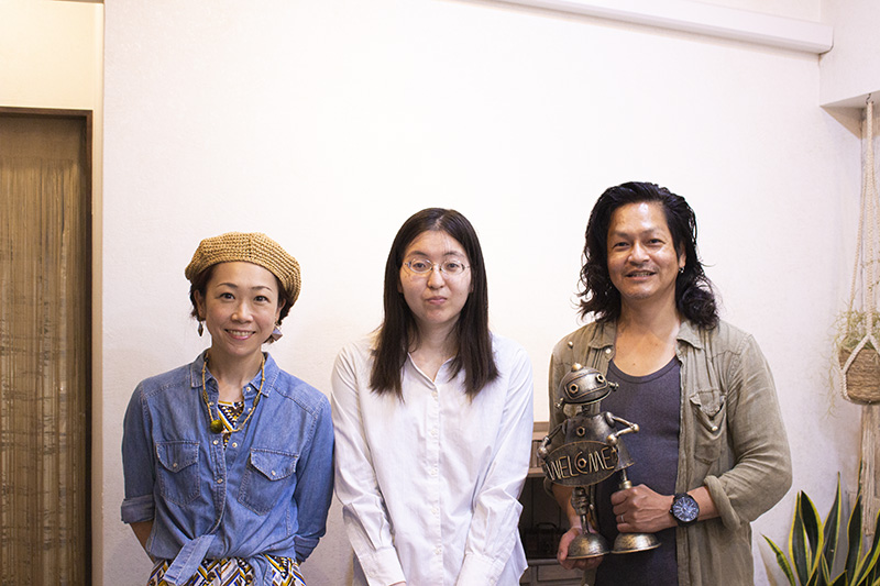 有田夫妻とインタビュアー三人