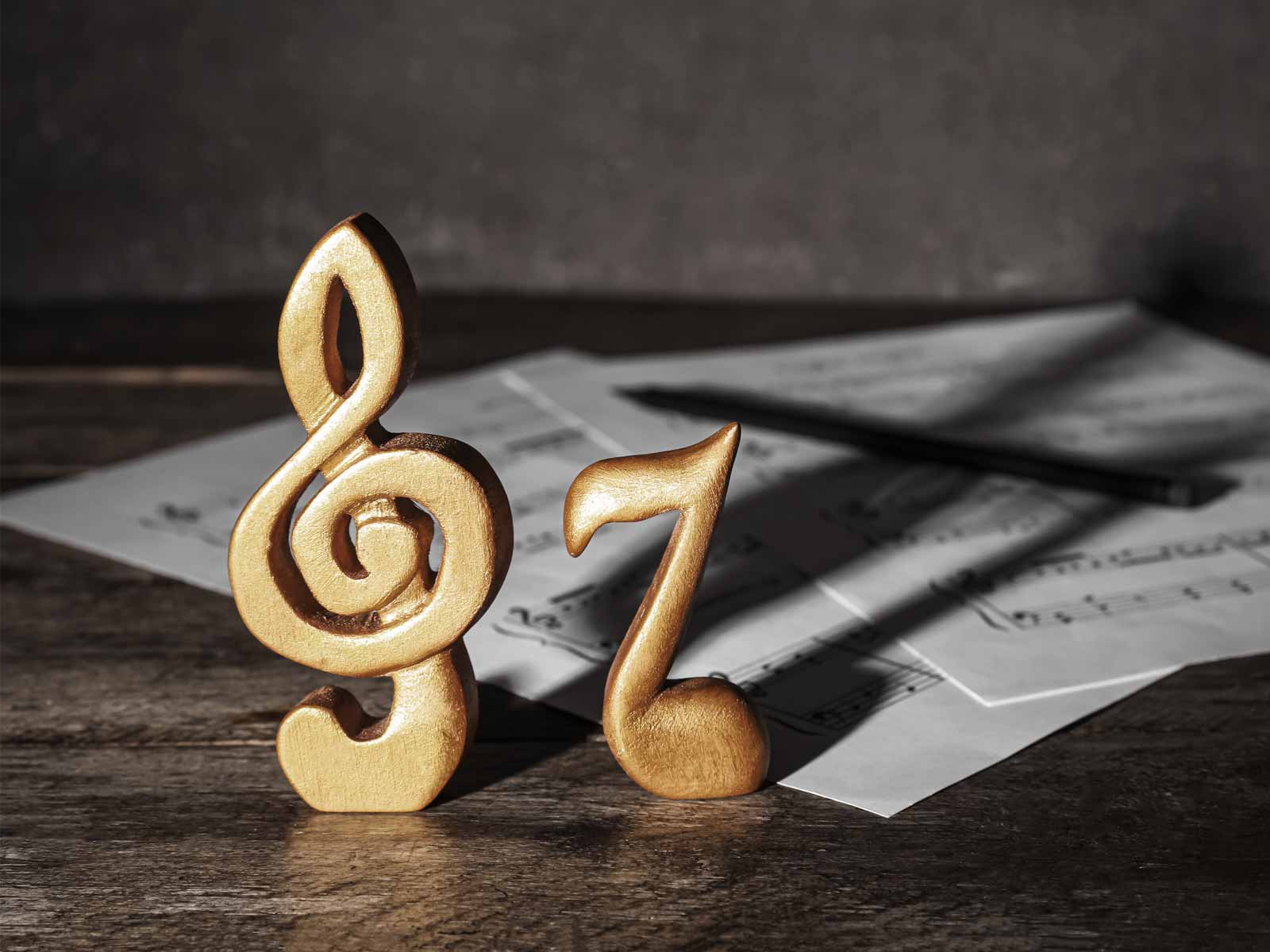 社歌って必要？ 実はPRや社内活性化に効果あり