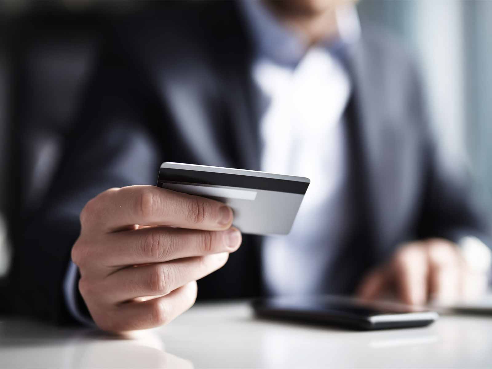 経営相談の現場から［シリーズ第16回］最近は法人口座の開設が難しいって、本当ですか？