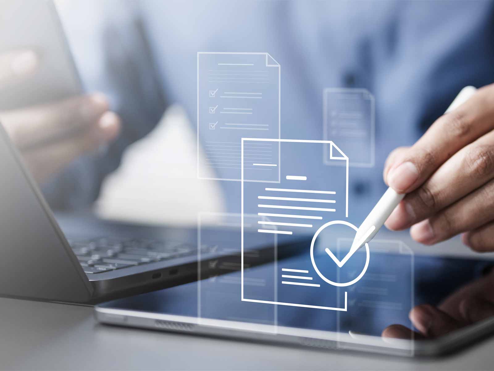 青色申告の簡易帳簿とは？複式簿記とのメリット・デメリットも比較