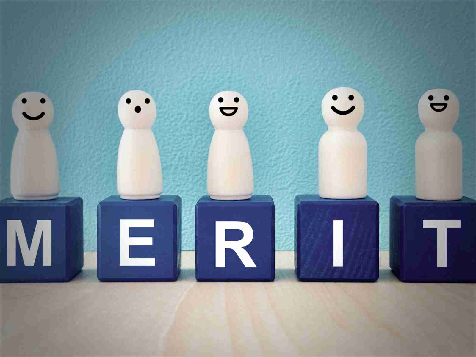 青色申告のメリットは節税以外にも？個人事業主2年目が面倒を減らして得する方法を解説