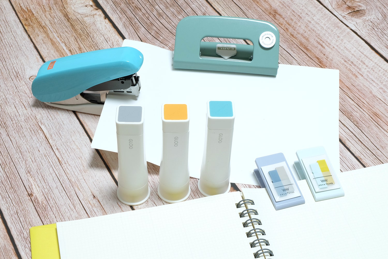 【文具ライターおすすめ】オフィスで大活躍！仕事の効率化に最適な事務文具