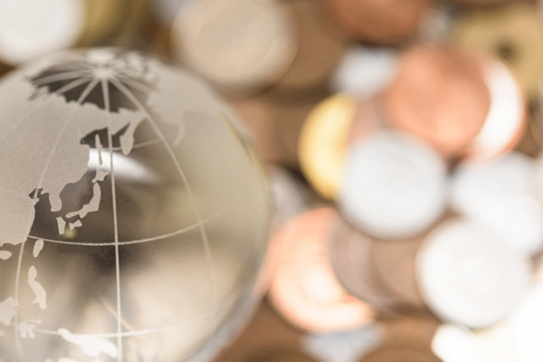 社会保障と税の一体改革法案が成立　消費税率を引上げへ