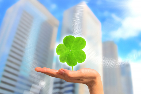 雇用調整助成金を見直しへ